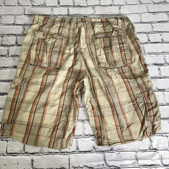 Men’s Ecko Unltd Beige Orange Plaid Cargo Shorts Size 38 - Picture 2 of 8